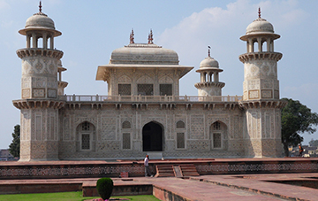 Overnight Agra Tour